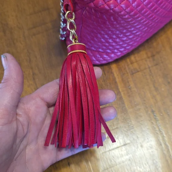 Bally Hot Pink Quilted Leather Shoulder Bag with Gold Chain - Picture 10 of 16